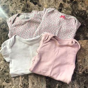 4 long sleeve undershirts